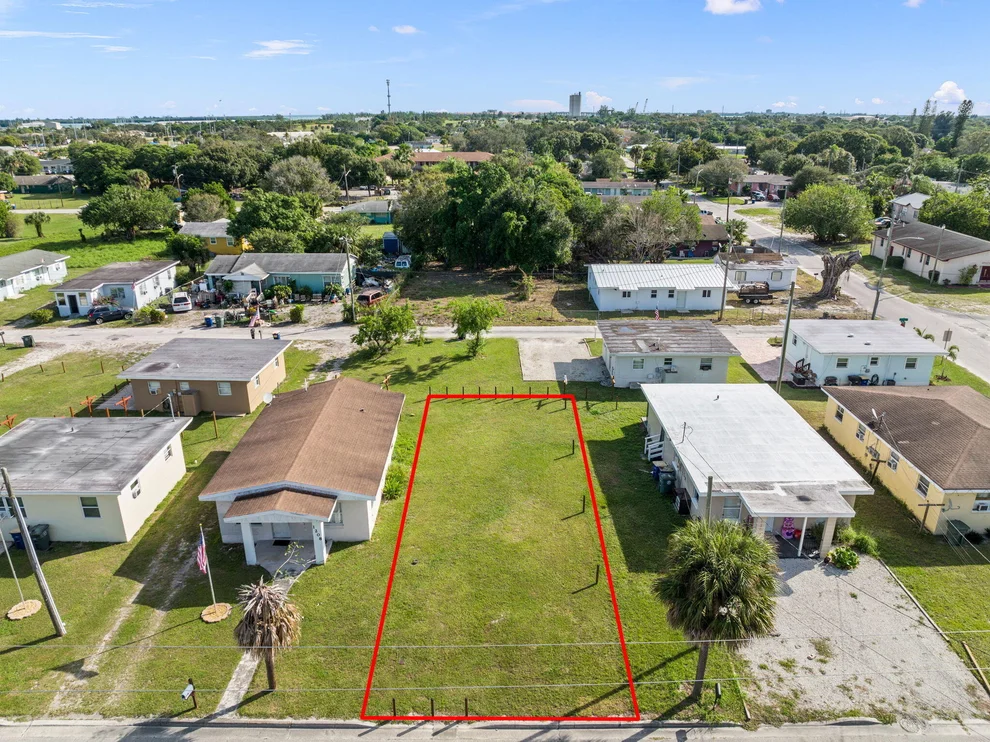 Unit for sale at 1206 N 17th N Street, Fort Pierce, FL 34950