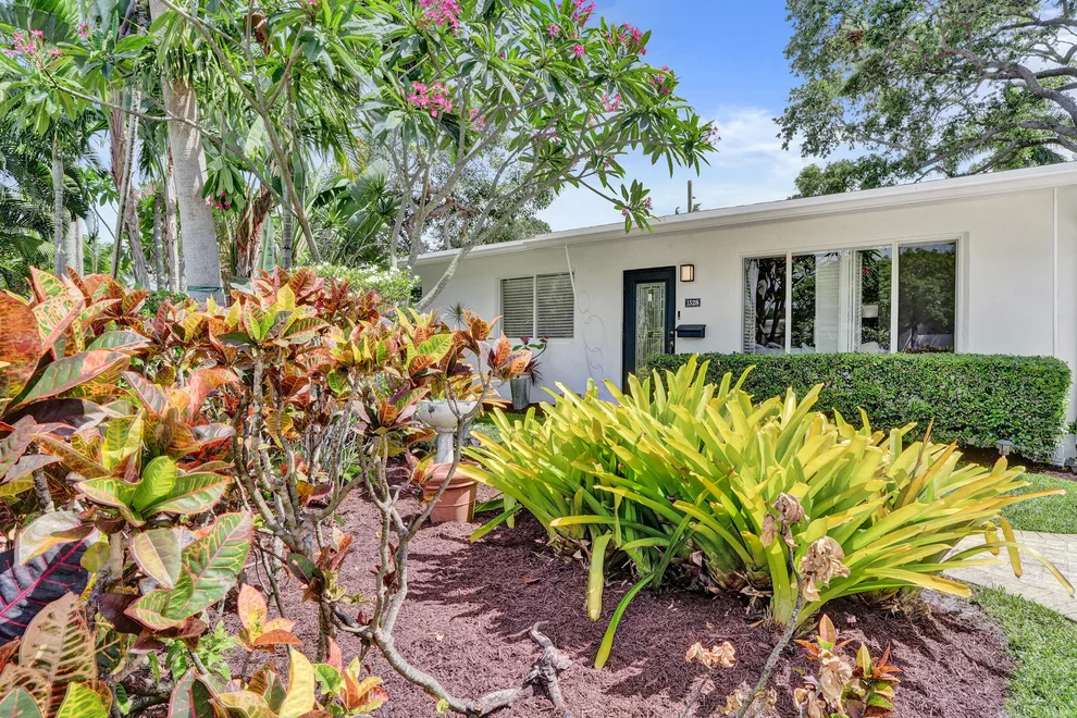 Unit for sale at 1528 NE 28th Drive, Wilton Manors, FL 33334