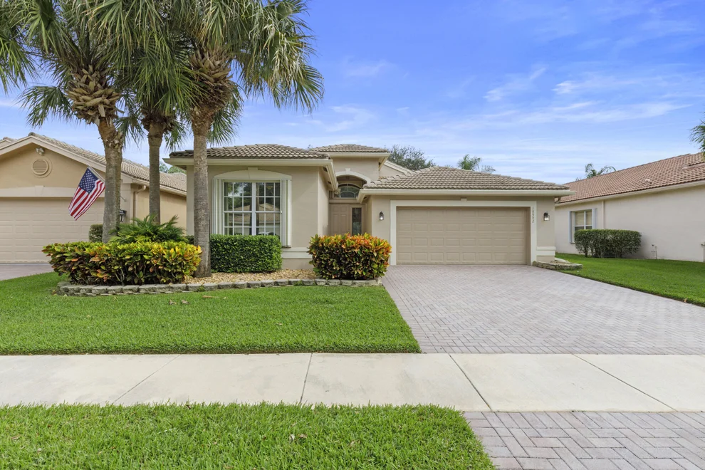 Unit for sale at 10902 Rock Springs Terrace, Boynton Beach, FL 33437