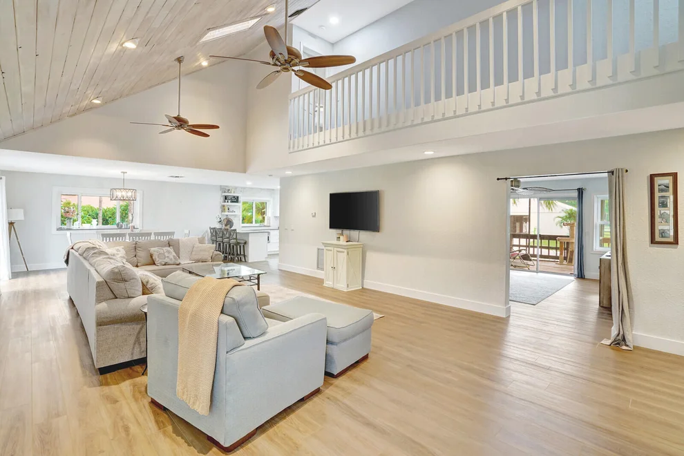 Unit for sale at 5212 Homeland Road, Lake Worth, FL 33449