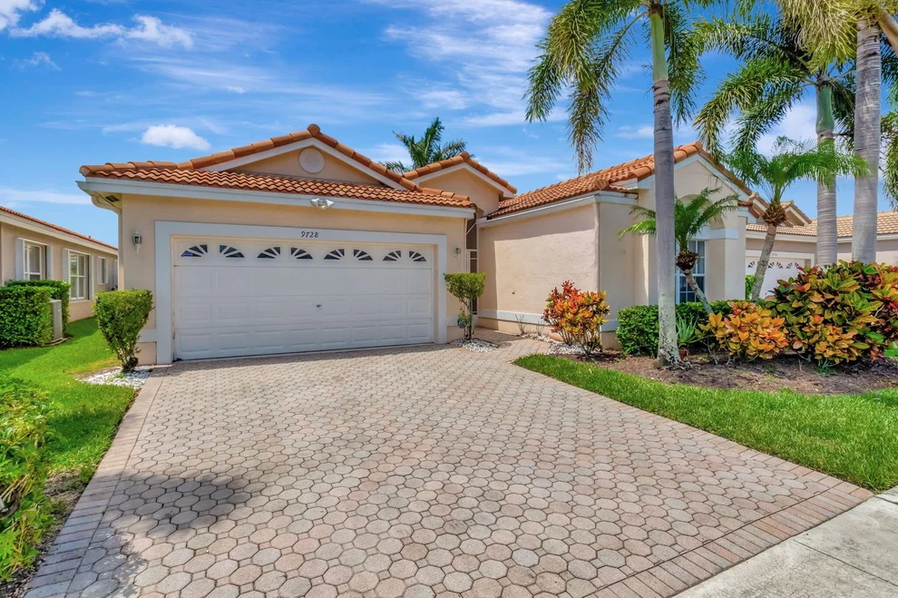 Unit for sale at 9728 Lemonwood Way, Boynton Beach, FL 33437
