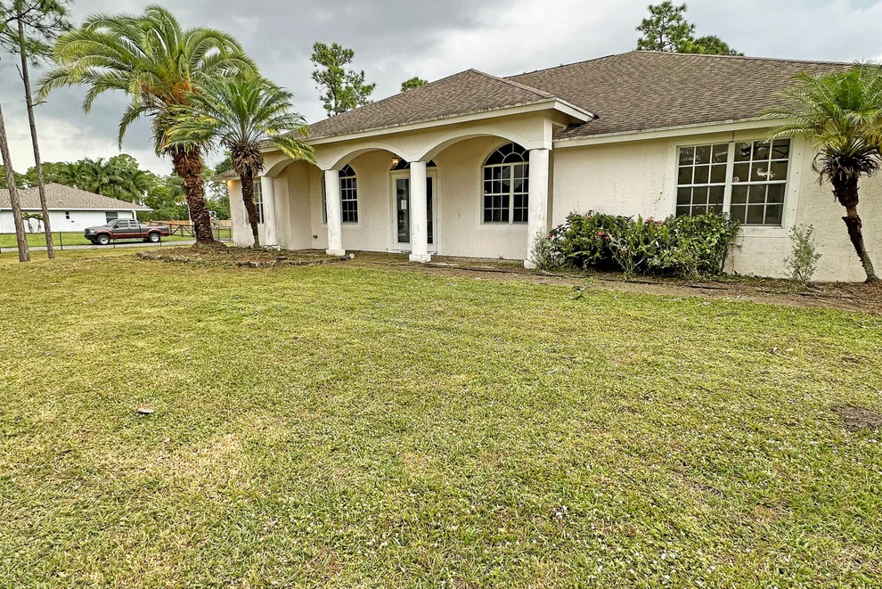 Unit for sale at 17895 N 78th Road N, Loxahatchee, FL 33470