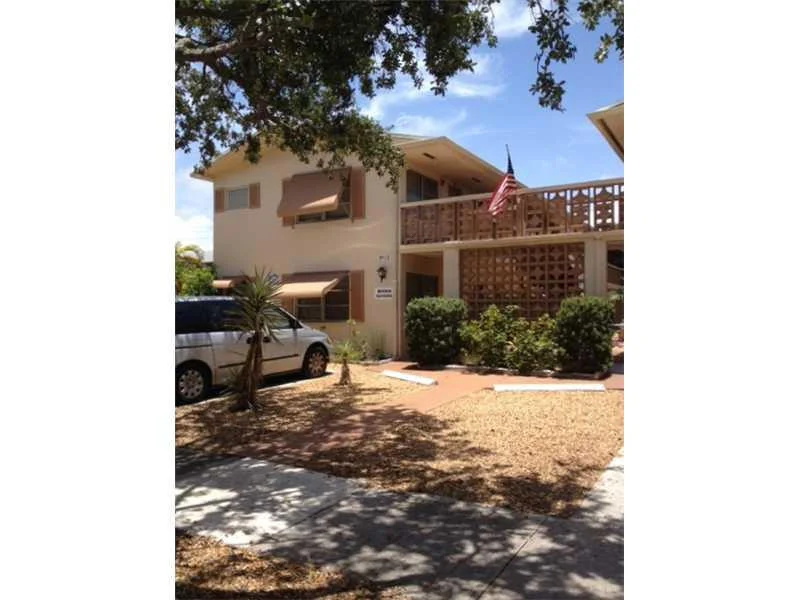 Unit for sale at 1915 Monroe Street, Hollywood, FL 33020