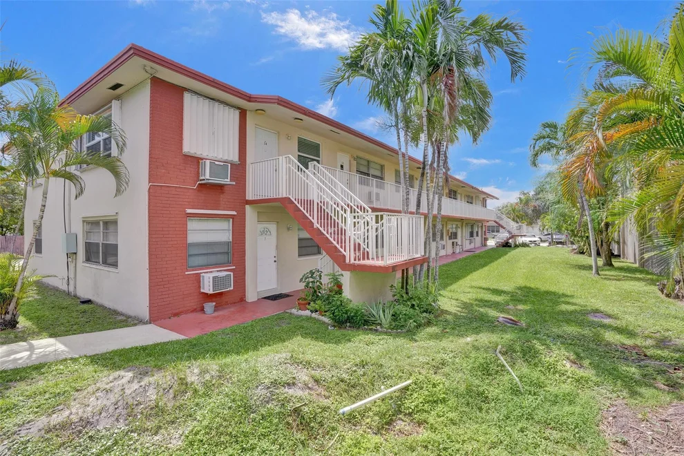 Unit for sale at 2915 Plunkett Street, Hollywood, FL 33020