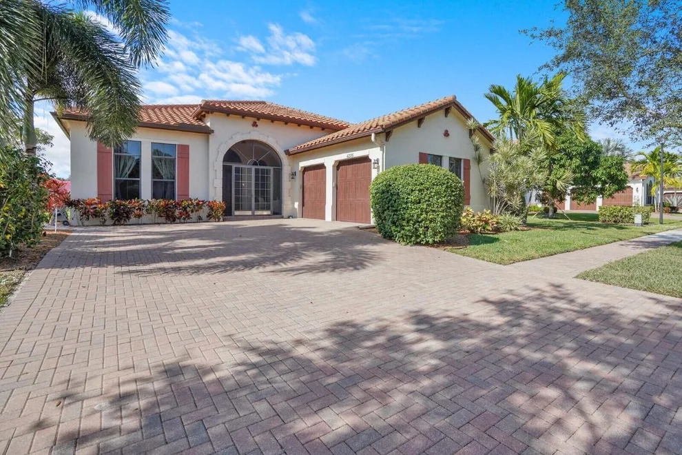 Unit for sale at 6225 Vireo Court, Lake Worth, FL 33463