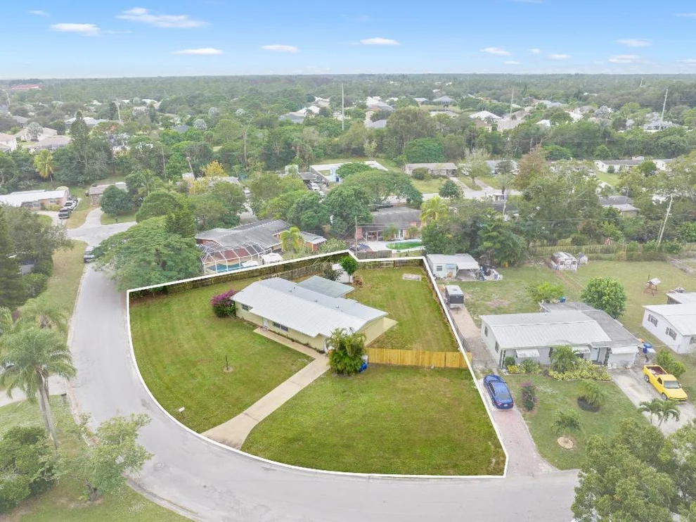 Unit for sale at 2363 2nd Place SW, Vero Beach, FL 32962
