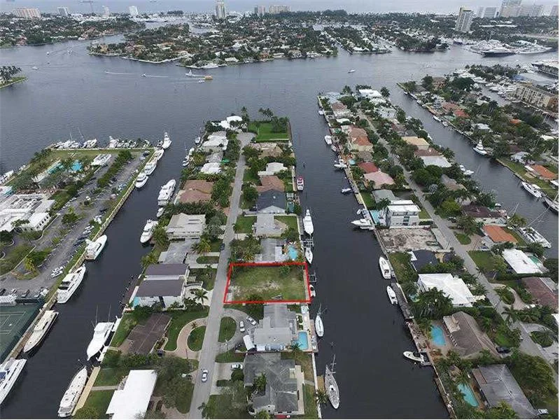 Unit for sale at 1618 SE 12th Court, Fort Lauderdale, FL 33316