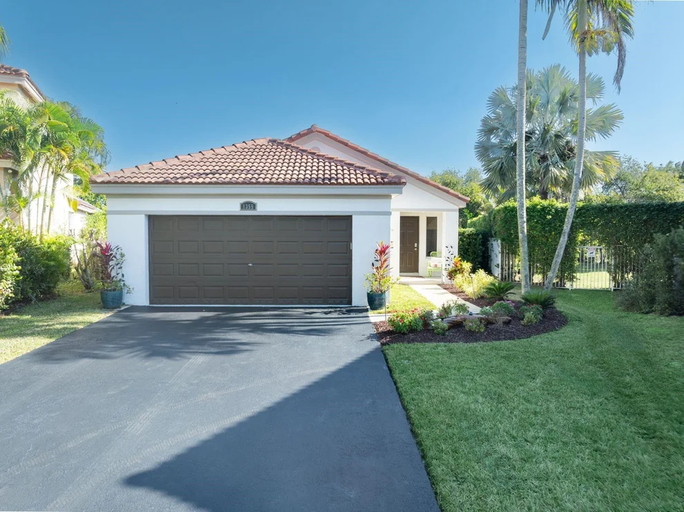Unit for sale at 1355 Plumosa Way, Weston, FL 33327