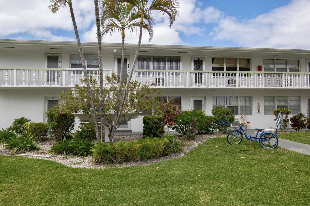 Unit for sale at 197 Andover H, West Palm Beach, FL 33417