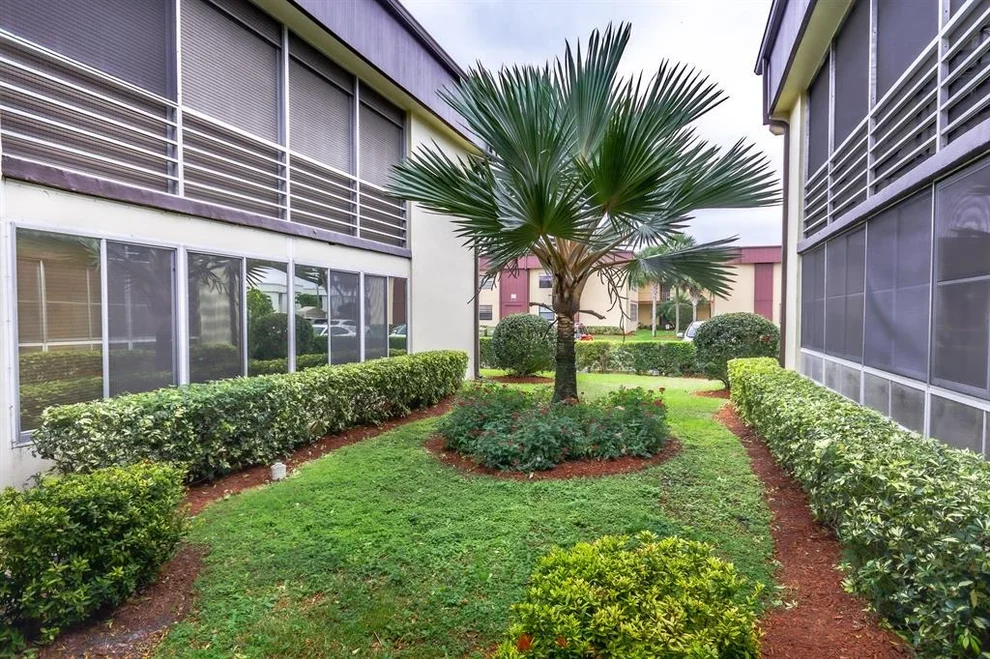 Unit for sale at 54 Capri B, Delray Beach, FL 33484