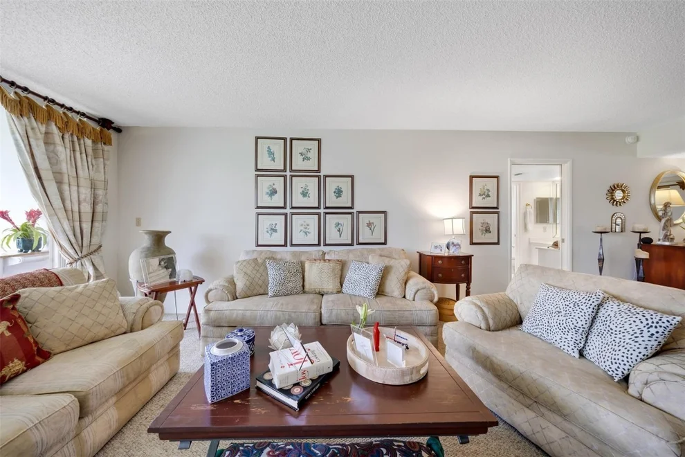 Unit for sale at 905 Cypress Terrace, Pompano Beach, FL 33069
