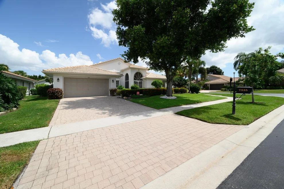 Unit for sale at 7335 Sterling Falls Lane, Boynton Beach, FL 33437