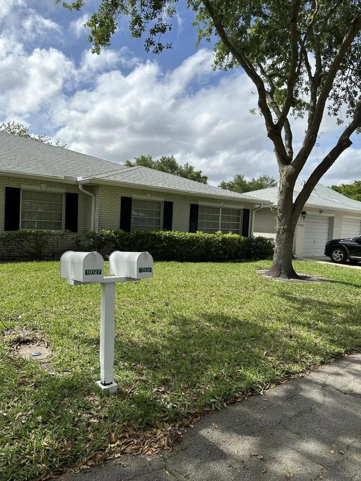 Unit for sale at 10119 42nd Terrace S, Boynton Beach, FL 33436