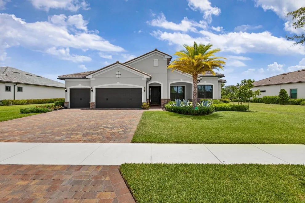 Unit for sale at 9218 Balsamo Drive, Palm Beach Gardens, FL 33412