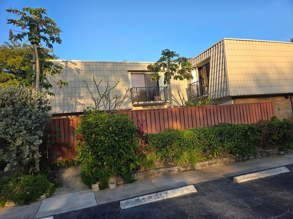 Unit for sale at 1700 Embassy Drive, West Palm Beach, FL 33401