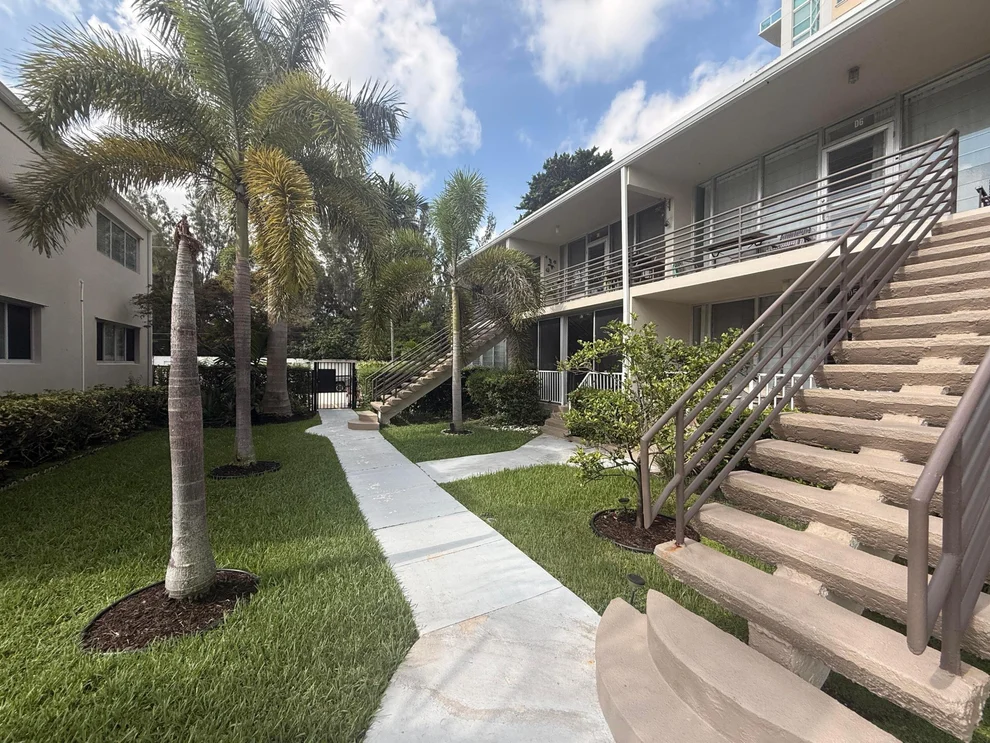 Unit for sale at 901 N Birch Road, Fort Lauderdale, FL 33304