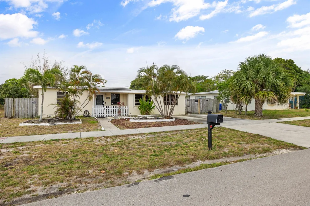 Unit for sale at 5077 NE 17th Drive, Pompano Beach, FL 33064