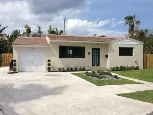 Unit for sale at 5401 Canyon Trail, West Palm Beach, FL 33405