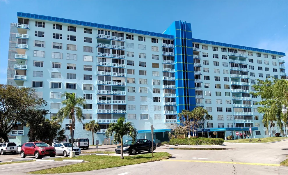 Unit for sale at 4001 Hillcrest Drive, Hollywood, FL 33021