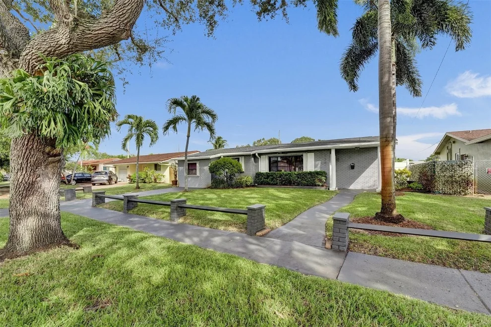 Unit for sale at 2201 N 49th Avenue, Hollywood, FL 33021