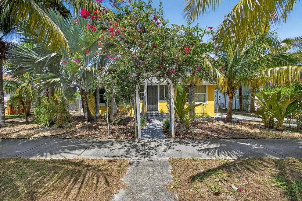 Unit for sale at 707 46th Street S, West Palm Beach, FL 33407
