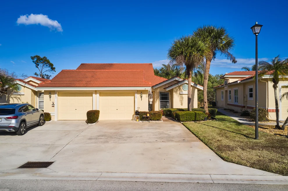 Unit for sale at 3865 SW Inwood Pines Lane, Palm City, FL 34990