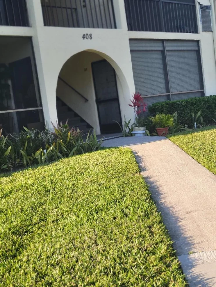 Unit for sale at 5961 Whispering Pine Way, Greenacres, FL 33463