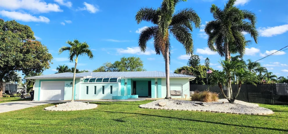 Unit for sale at 683 SE Harborview Drive, Port St Lucie, FL 34983