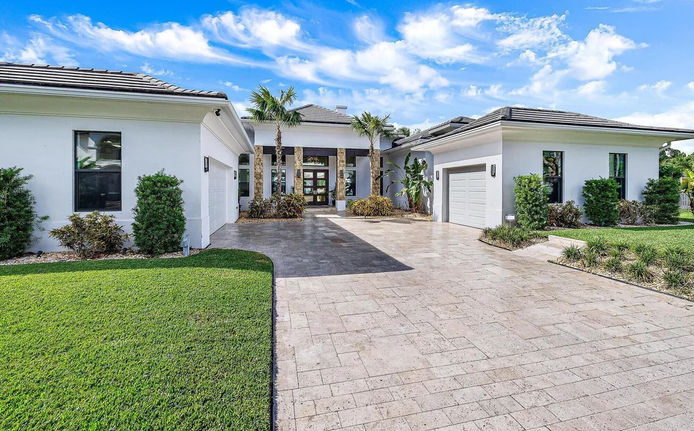 Unit for sale at 14061 Paradise Point Road, Palm Beach Gardens, FL 33410