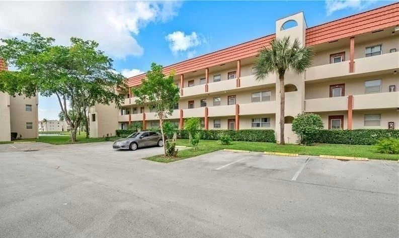 Unit for sale at 3071 Sunrise Lks Drive, Fort Lauderdale, FL 33322