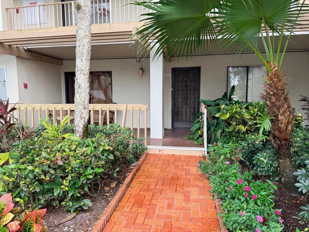 Unit for sale at 14475 Strathmore Lane, Delray Beach, FL 33446
