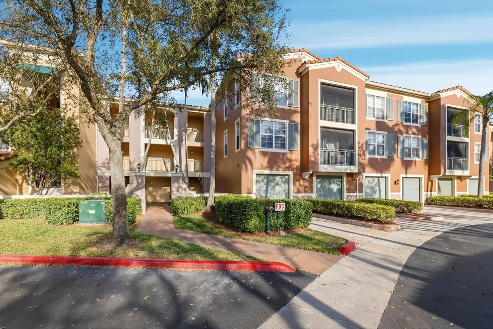 Unit for sale at 11750 Saint Andrews Place, Wellington, FL 33414