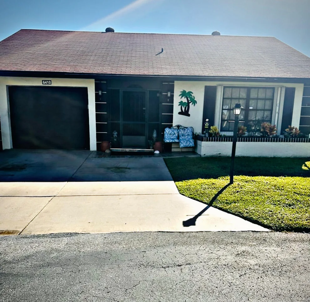 Unit for sale at 6410 Lakemont Circle, Greenacres, FL 33463