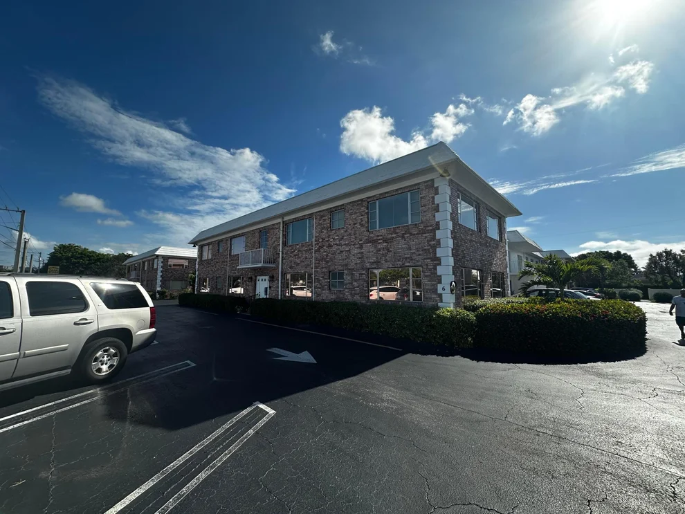 Unit for sale at 330 S CYPRESS Road, Pompano Beach, FL 33060