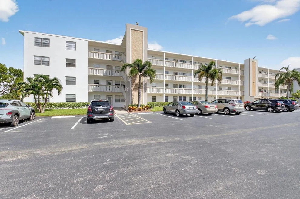 Unit for sale at 4054 Rexford C, Boca Raton, FL 33434