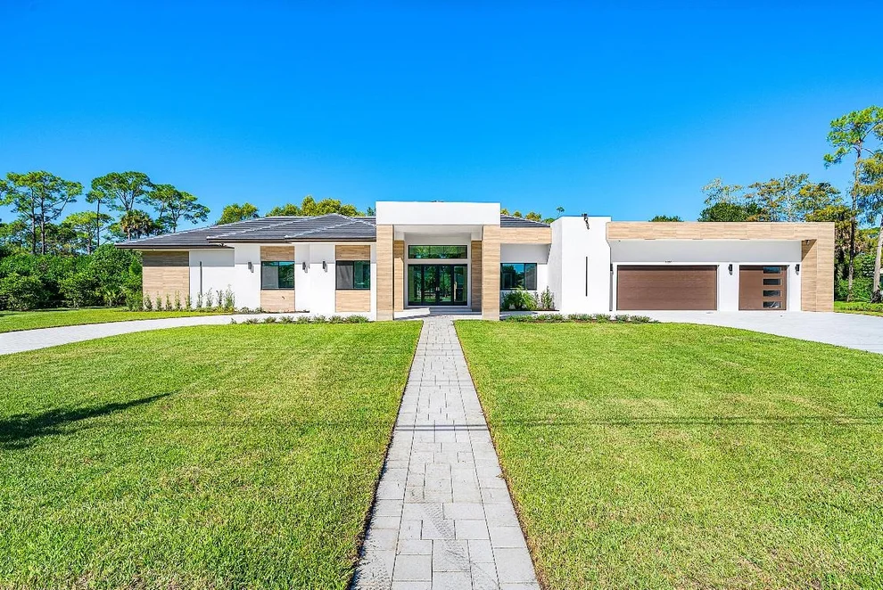 Unit for sale at 14817 Paddock Drive, Wellington, FL 33414