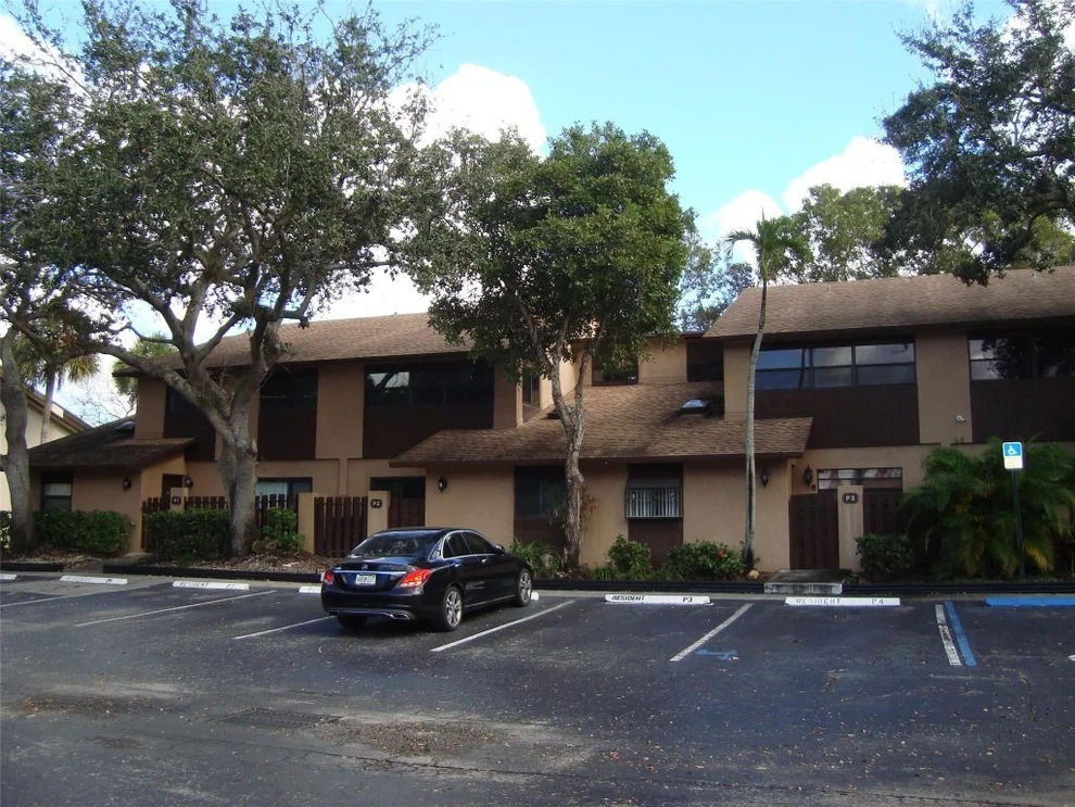Unit for sale at 7680 NW 79th Avenue, Tamarac, FL 33321