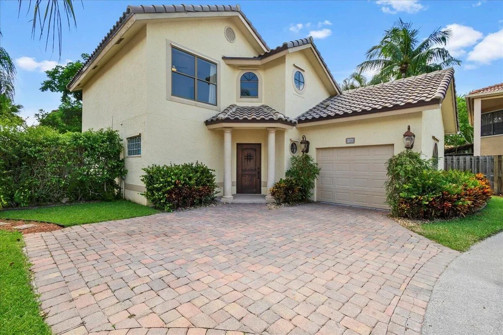 Unit for sale at 1726 Shoreside Circle, Wellington, FL 33414