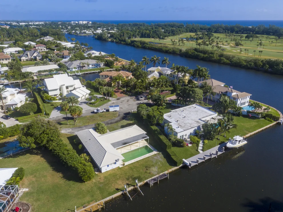 Unit for sale at 930 Emerald Row, Delray Beach, FL 33483