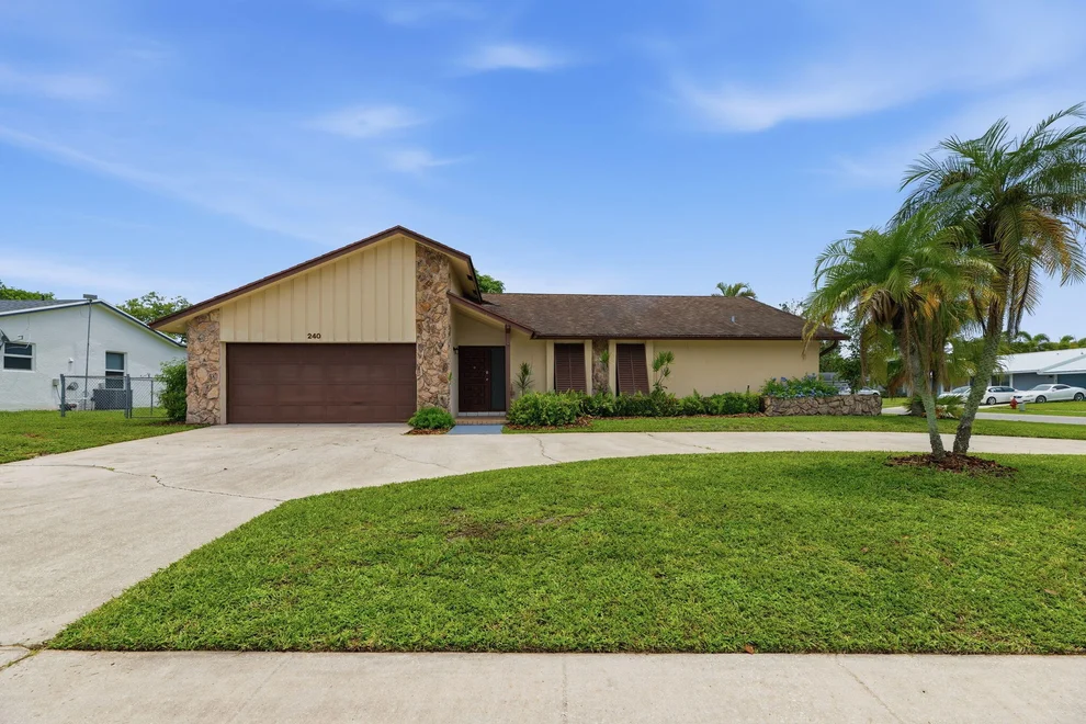 Unit for sale at 240 BOBWHITE Road, Royal Palm Beach, FL 33411