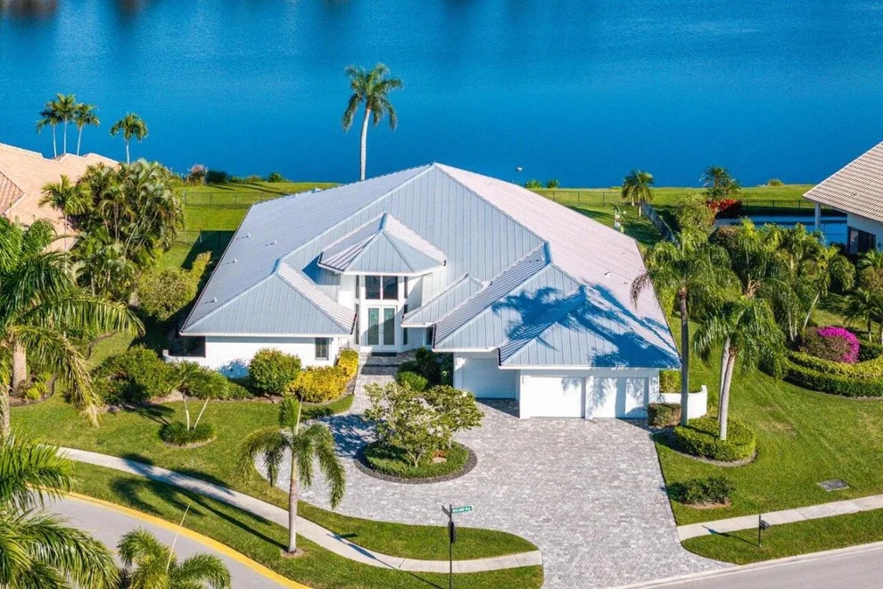 Unit for sale at 4722 Bocaire Boulevard, Boca Raton, FL 33487