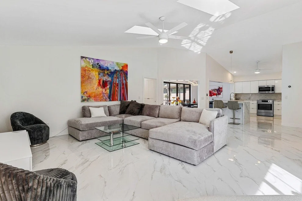 Unit for sale at 11099 Highland Circle, Boca Raton, FL 33428