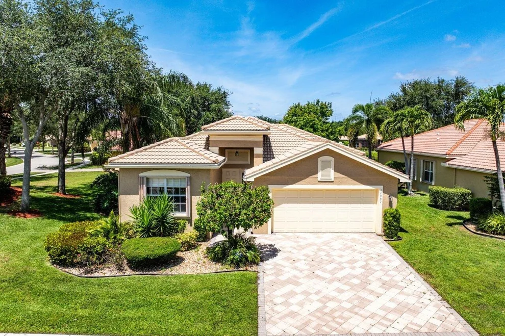 Unit for sale at 10887 Summerville Way, Boynton Beach, FL 33437
