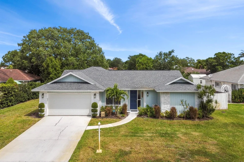 Unit for sale at 160 E Forest Park Drive, Vero Beach, FL 32962