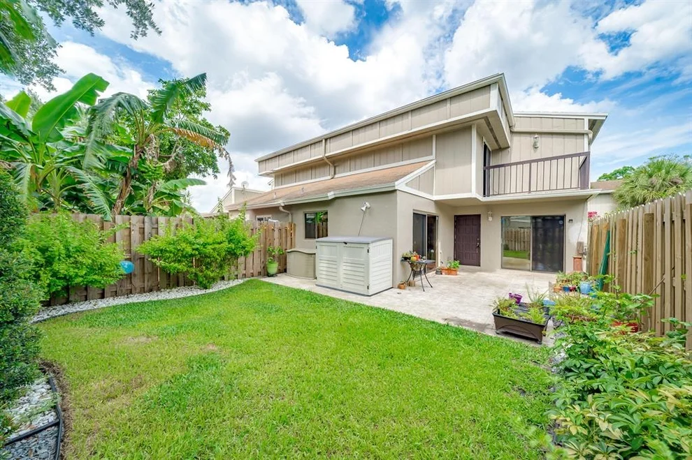Unit for sale at 13273 NW 5th Street, Plantation, FL 33325