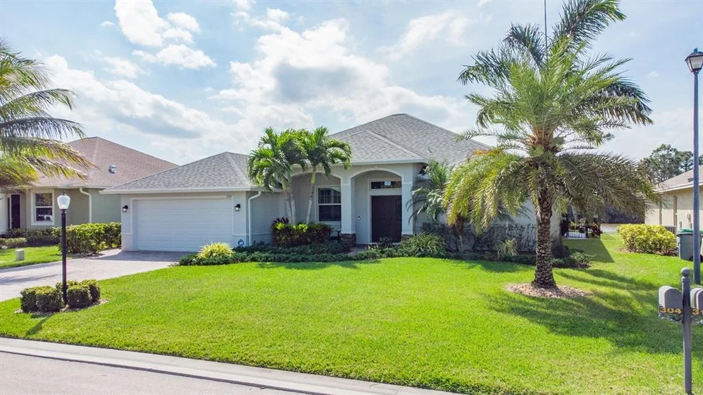 Unit for sale at 304 SW Vista Lake Drive, Port St Lucie, FL 34953