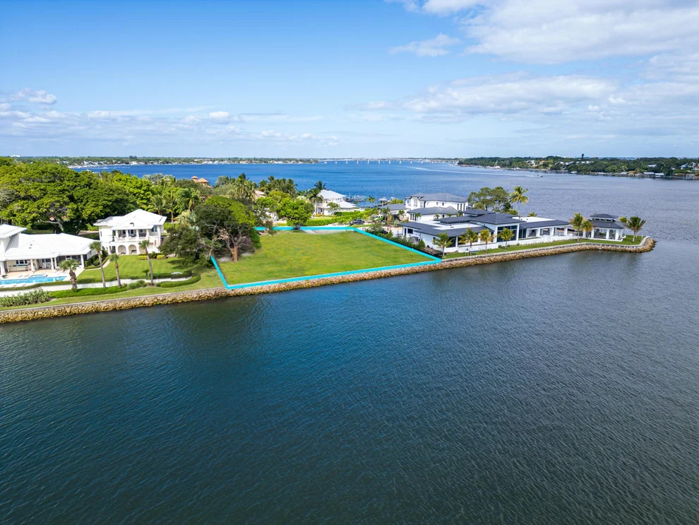 Unit for sale at 4082 SE Old Saint Lucie Boulevard, Stuart, FL 34996