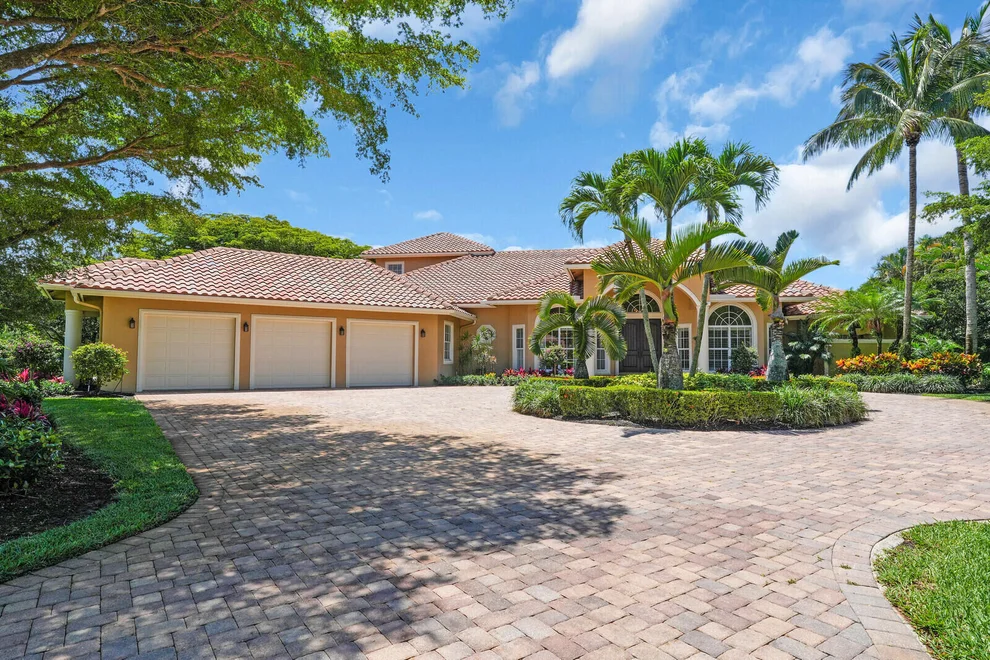 Unit for sale at 8380 Woodsmuir Drive, West Palm Beach, FL 33412