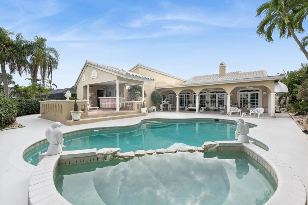 Unit for sale at 251 NW 70th Street, Boca Raton, FL 33487