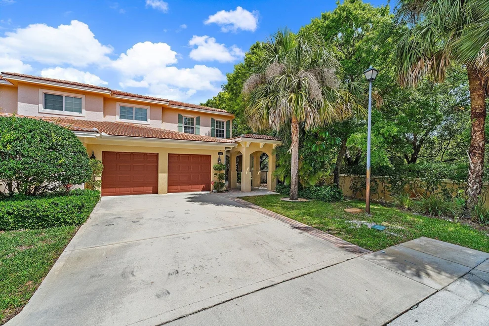 Unit for sale at 129 White Wing Lane, Jupiter, FL 33458